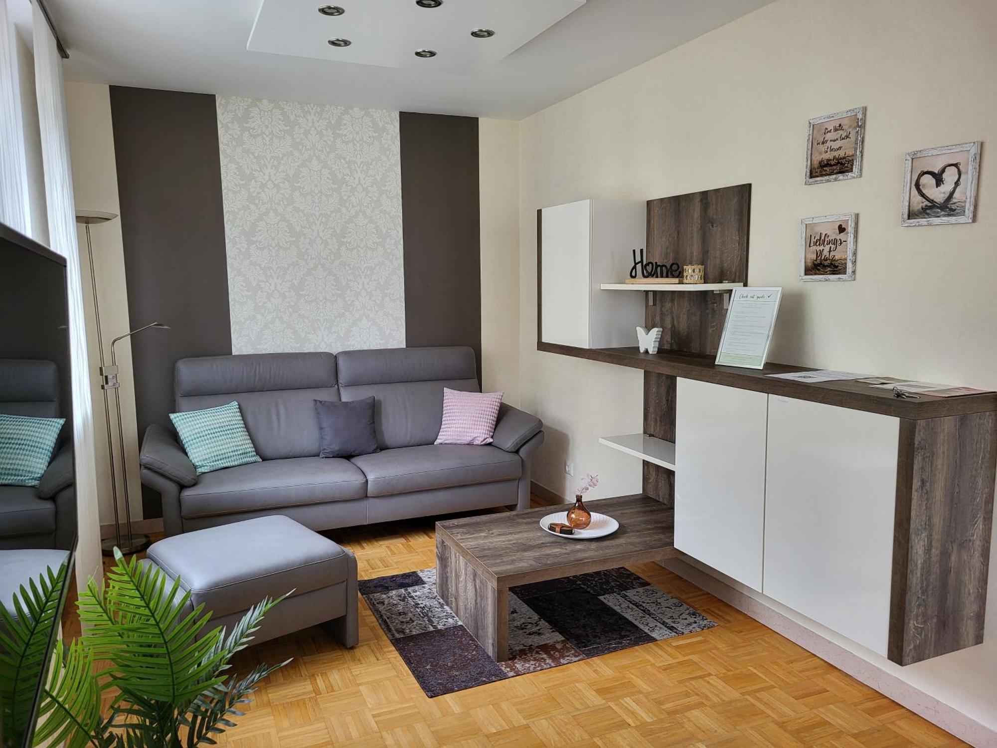 Ferienhaus Leo Blankenrath Bagian luar foto